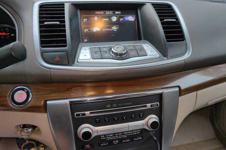 Used Nissan Teana 2011 2.5L XL Glory Edition Audio And AC Panel