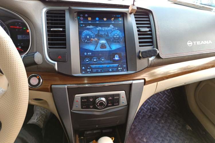 Used Nissan Teana 2011 2.5L XL Advanced Edition Audio And AC Panel