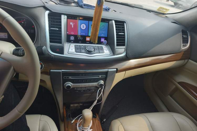Used Nissan Teana 2011 2.0L XL Comfort Edition Audio And AC Panel