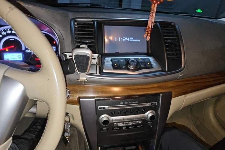 Used Nissan Teana 2011 2.0L XL Glory Edition Audio And AC Panel