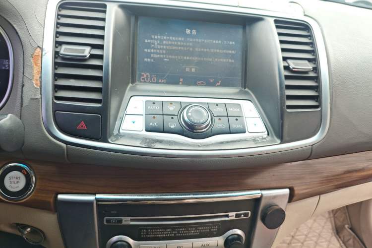 Used Nissan Teana 2011 2.5L XL Glory Edition Audio And AC Panel