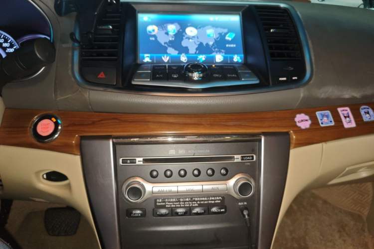 Used Nissan Teana 2011 2.0L XL Comfort Edition Audio And AC Panel