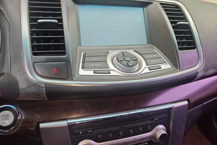 Used Nissan Teana 2011 2.5L XL Advanced Edition Audio And AC Panel