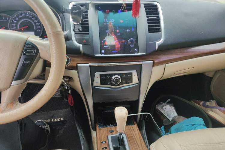 Used Nissan Teana 2011 2.5L XL Advanced Edition Audio And AC Panel