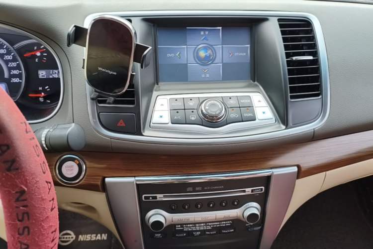 Used Nissan Teana 2011 2.5L XL Advanced Edition Audio And AC Panel