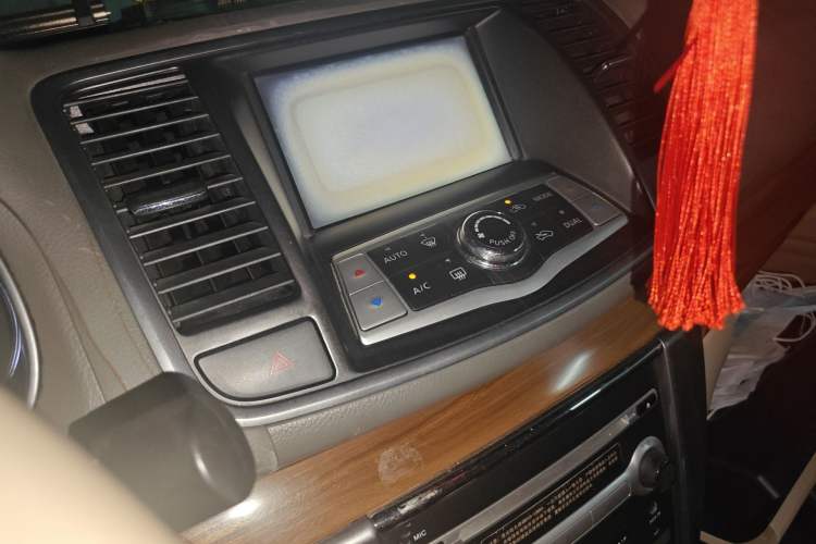 Used Nissan Teana 2011 2.5L XL Advanced Edition Audio And AC Panel
