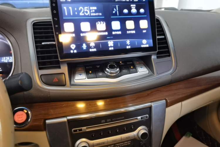 Used Nissan Teana 2011 2.0L XE Standard Edition Audio And AC Panel