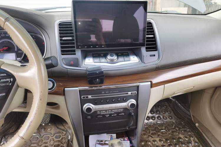 Used Nissan Teana 2011 2.5L XL Advanced Edition Audio And AC Panel