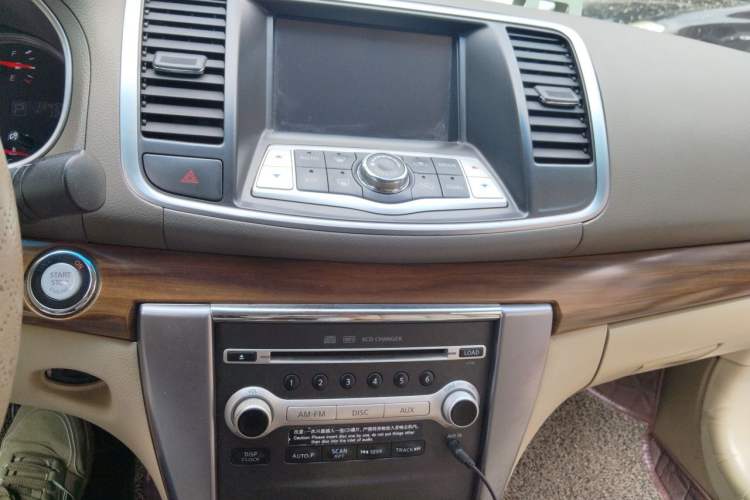 Used Nissan Teana 2011 2.5L XL Advanced Edition Audio And AC Panel