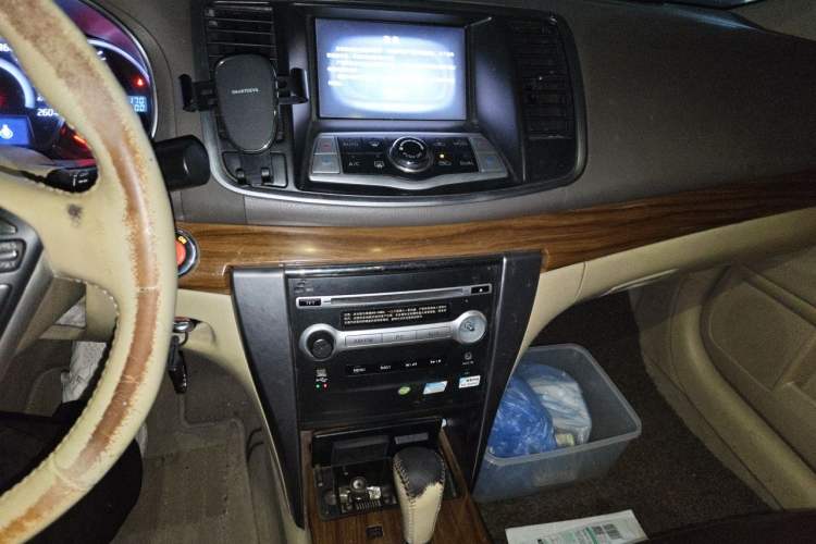 Used Nissan Teana 2011 2.5L XL Glory Edition Audio And AC Panel