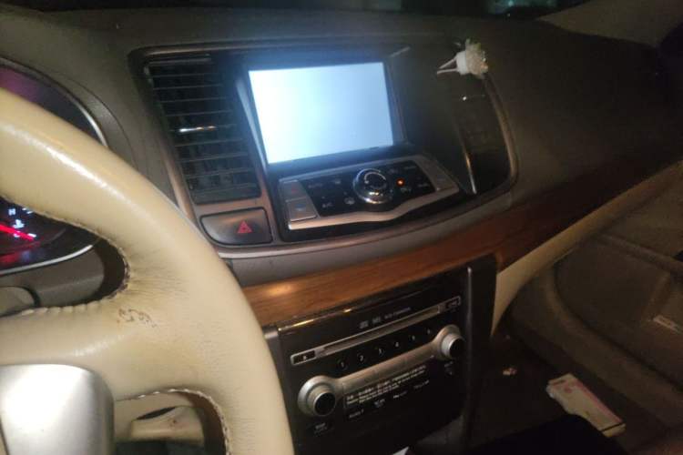Used Nissan Teana 2011 2.0L XL Glory Edition Audio And AC Panel