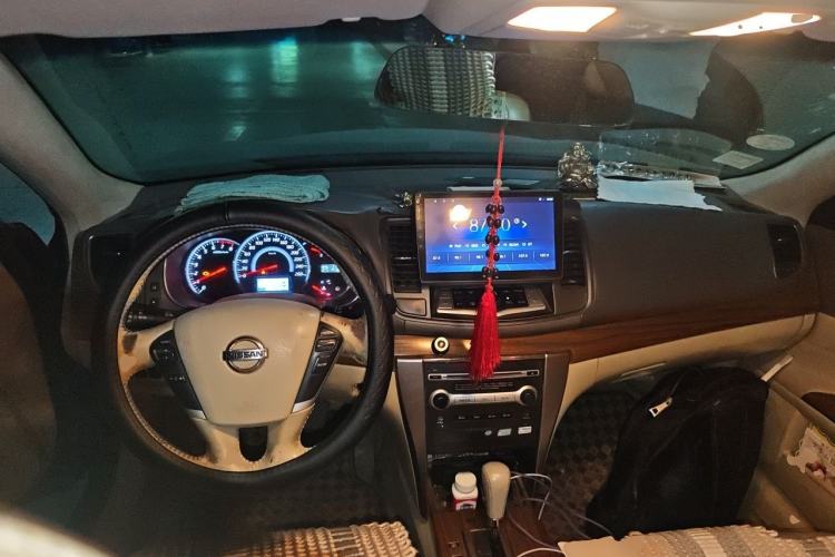 Used Nissan Teana 2011 2.5L XL Advanced Edition Center Console