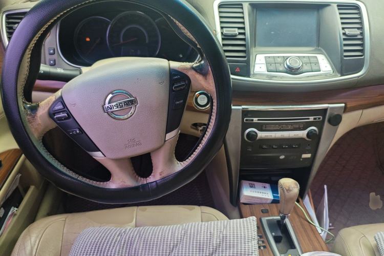 Used Nissan Teana 2011 2.5L XL Glory Edition Center Console