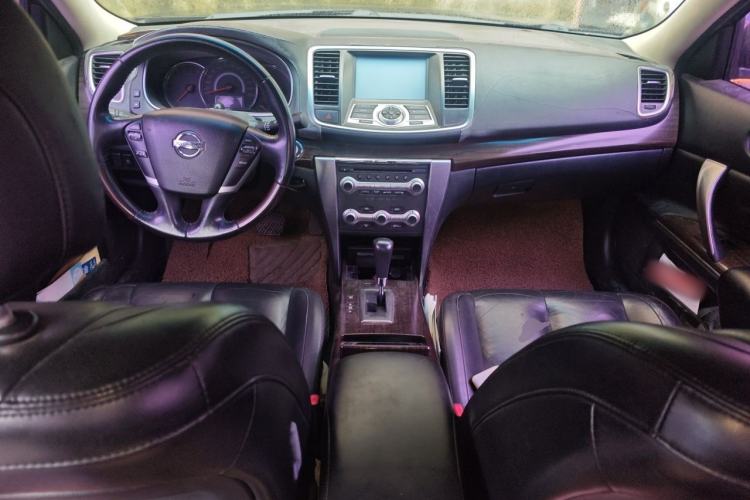 Used Nissan Teana 2011 2.5L XL Advanced Edition Center Console