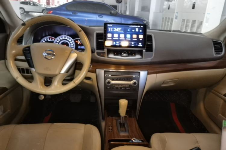 Used Nissan Teana 2011 2.0L XE Standard Edition Center Console