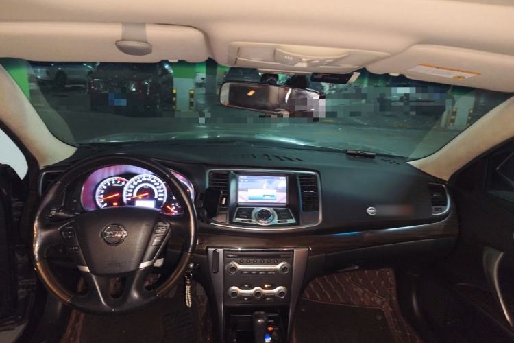 Used Nissan Teana 2011 Duke 2.5L XV Luxury Edition Center Console