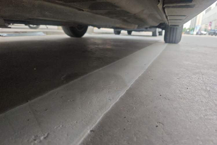 Used Nissan Teana 2011 2.0L XL Comfort Edition Chassis Front Left