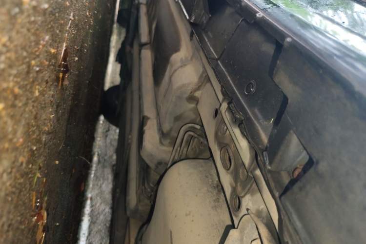 Used Nissan Teana 2011 2.5L XL Advanced Edition Chassis Rear Left