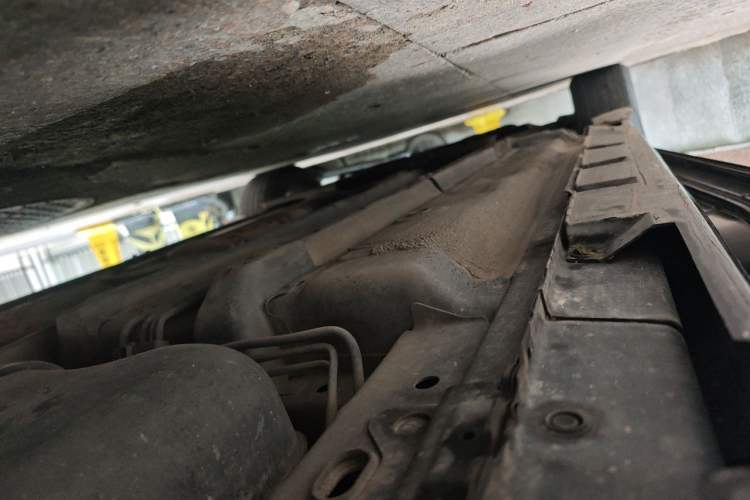 Used Nissan Teana 2011 2.0L XL Glory Edition Chassis Rear Left