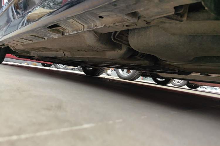 Used Nissan Teana 2011 2.5L XL Advanced Edition Chassis Rear Left