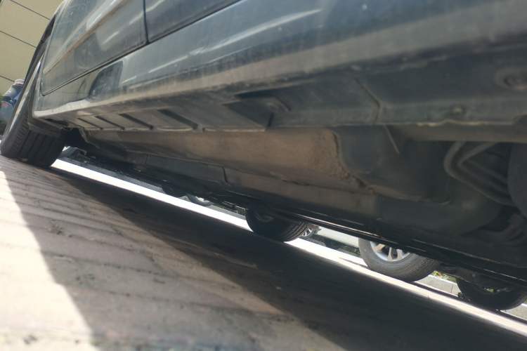 Used Nissan Teana 2011 2.5L XL Advanced Edition Chassis Rear Left