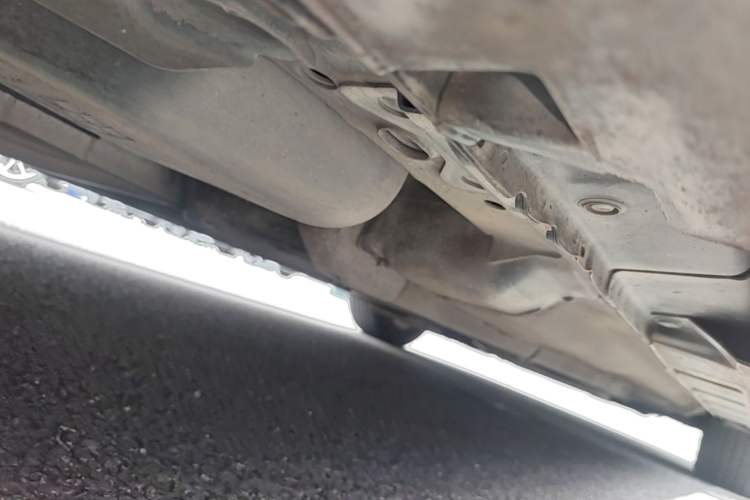 Used Nissan Teana 2011 2.5L XL Advanced Edition Chassis Rear Right