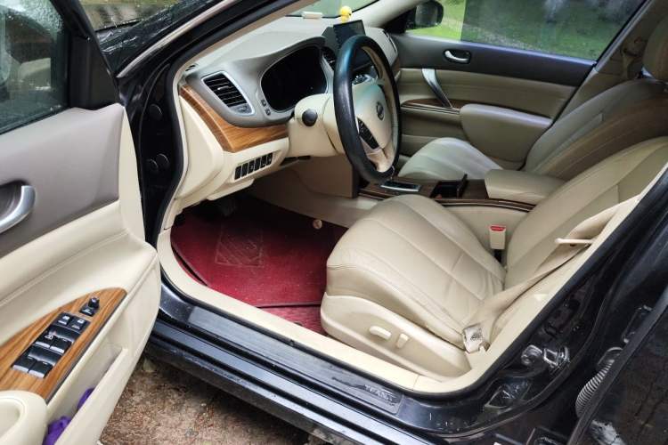 Used Nissan Teana 2011 2.5L XL Advanced Edition Driver Seat