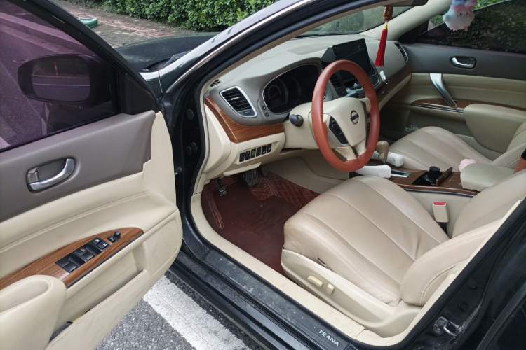 Used Nissan Teana 2011 2.0L XL Comfort Edition Driver Seat