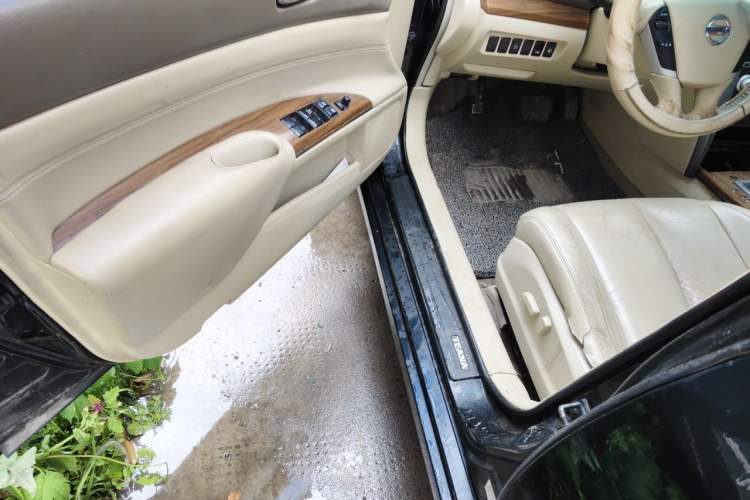 Used Nissan Teana 2011 2.5L XL Advanced Edition Driver Seat