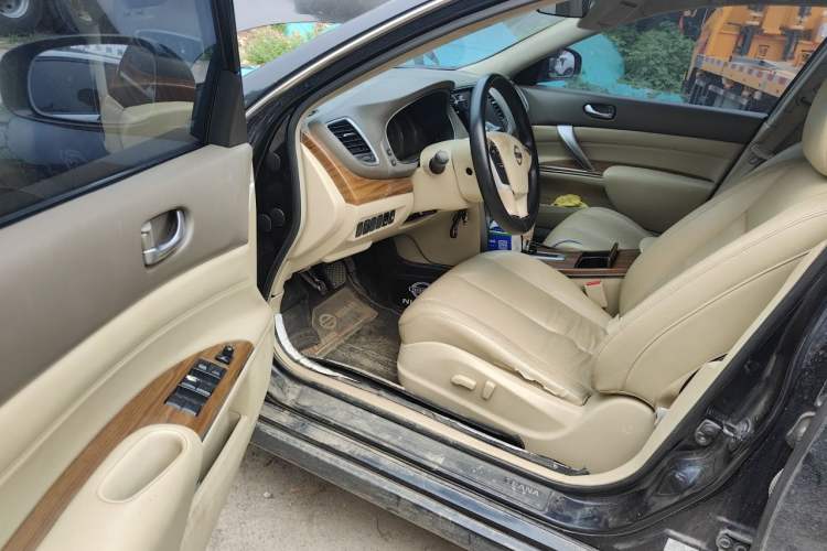 Used Nissan Teana 2011 2.0L XE Standard Edition Driver Seat