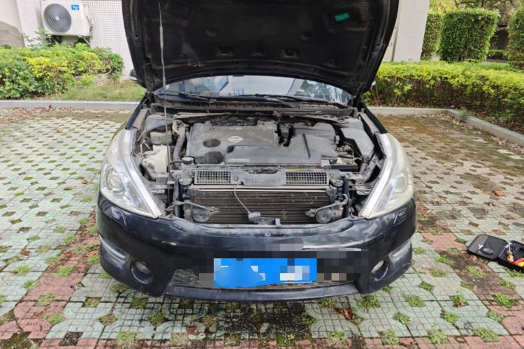 Used Nissan Teana 2011 2.5L XL Glory Edition Engine Bay