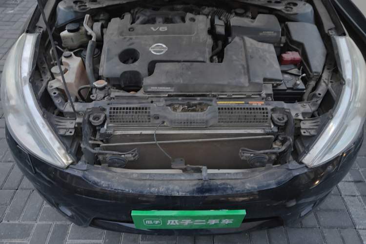 Used Nissan Teana 2011 2.5L XL Advanced Edition Engine Bay