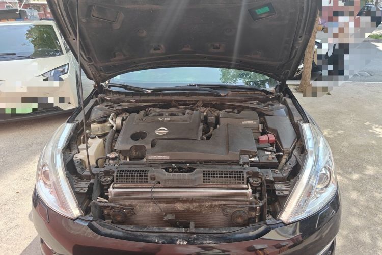 Used Nissan Teana 2011 2.5L XL Glory Edition Engine Bay