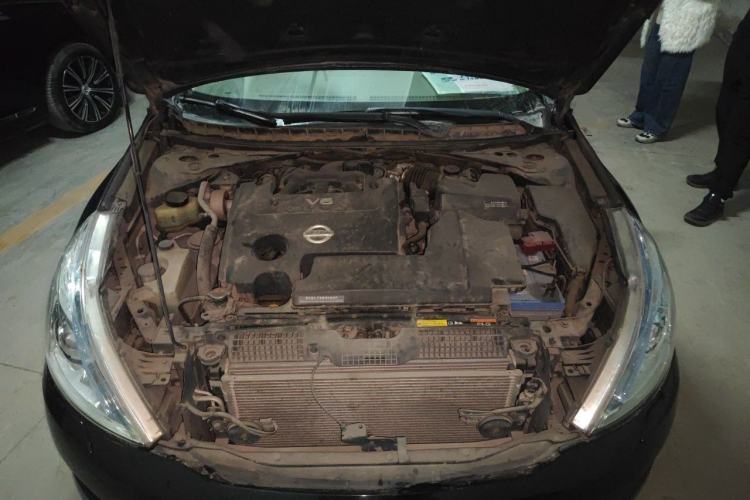 Used Nissan Teana 2011 2.5L XL Advanced Edition Engine Bay