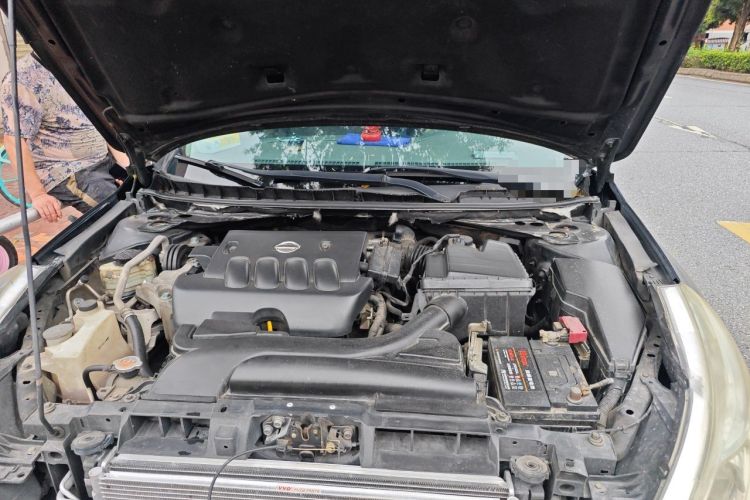 Used Nissan Teana 2011 2.0L XL Comfort Edition Engine Bay