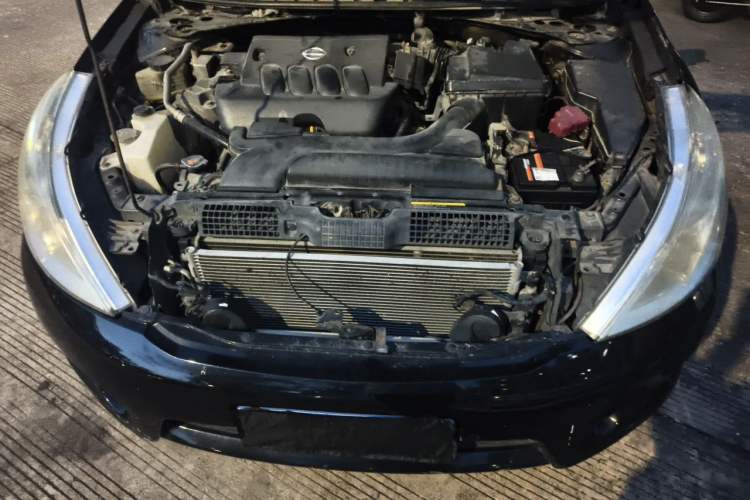 Used Nissan Teana 2011 2.0L XL Glory Edition Engine Bay