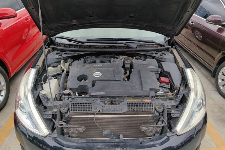 Used Nissan Teana 2011 2.5L XL Advanced Edition Engine Bay