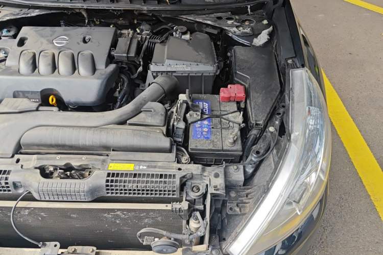 Used Nissan Teana 2011 2.0L XL Glory Edition Engine Bay Left
