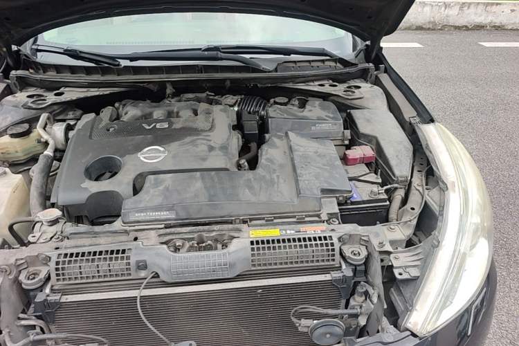 Used Nissan Teana 2011 2.5L XL Advanced Edition Engine Bay Left