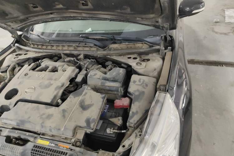 Used Nissan Teana 2011 2.5L XL Glory Edition Engine Bay Left