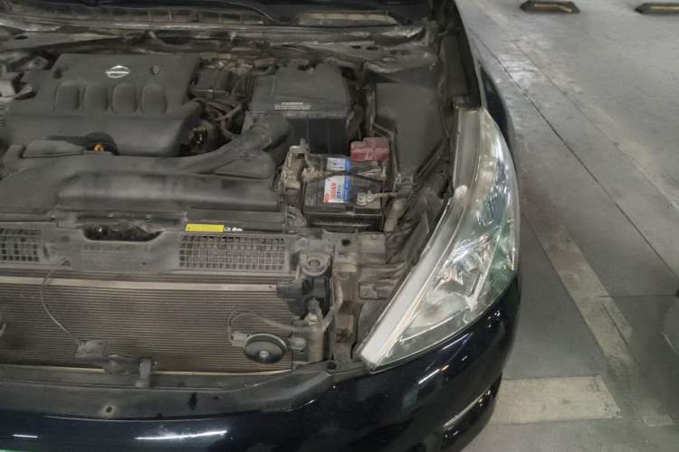 Used Nissan Teana 2011 2.0L XL Comfort Edition Engine Bay Left