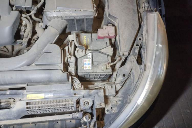 Used Nissan Teana 2011 2.0L XL Comfort Edition Engine Bay Left
