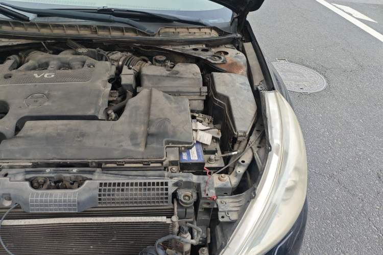 Used Nissan Teana 2011 2.5L XL Glory Edition Engine Bay Left