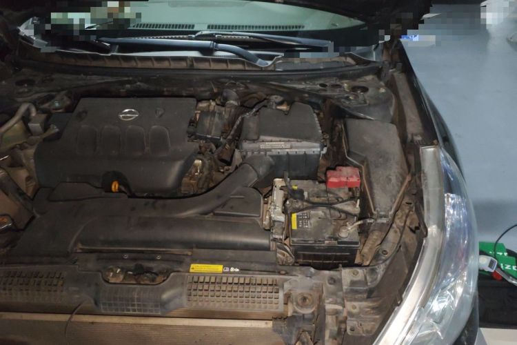 Used Nissan Teana 2011 2.0L XL Comfort Edition Engine Bay Left