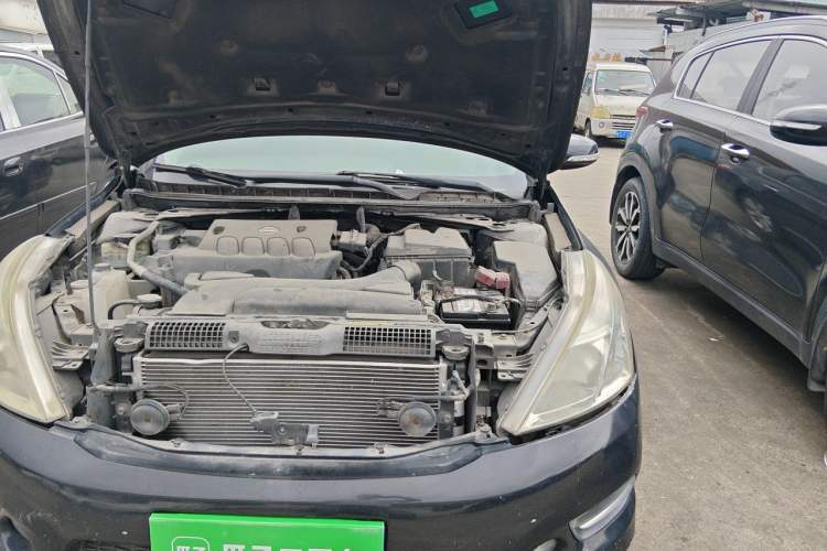 Used Nissan Teana 2011 2.0L XL Comfort Edition Engine Bay Left