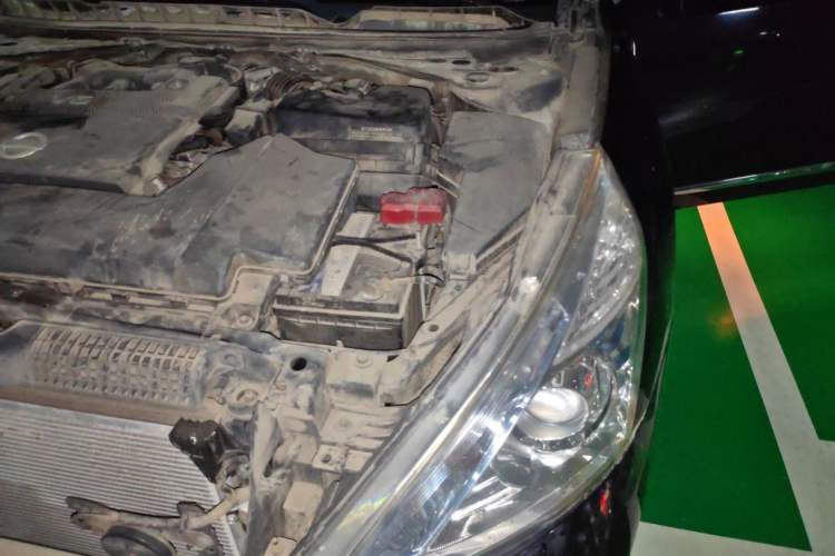 Used Nissan Teana 2011 2.5L XL Glory Edition Engine Bay Left