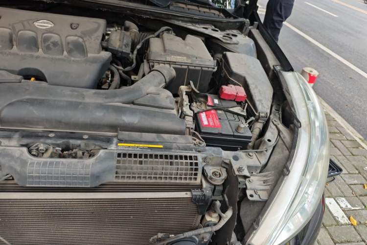 Used Nissan Teana 2011 2.0L XL Comfort Edition Engine Bay Left