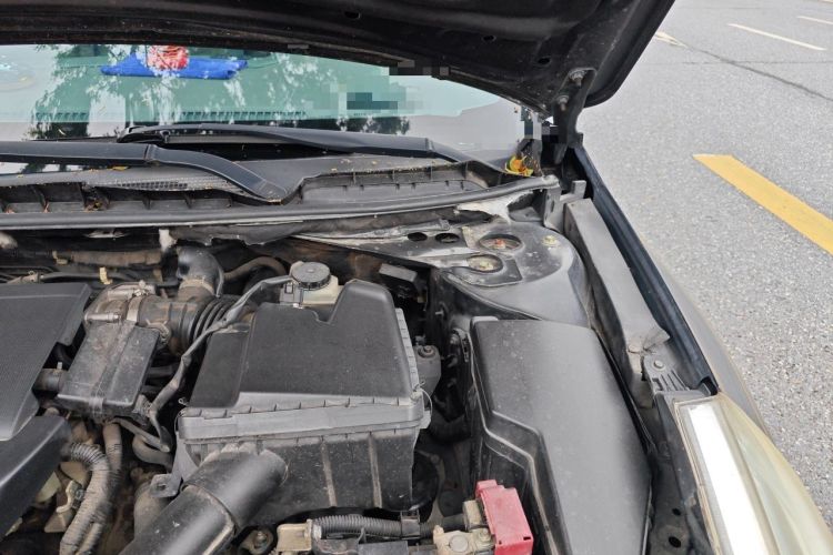 Used Nissan Teana 2011 2.0L XL Comfort Edition Engine Bay Left