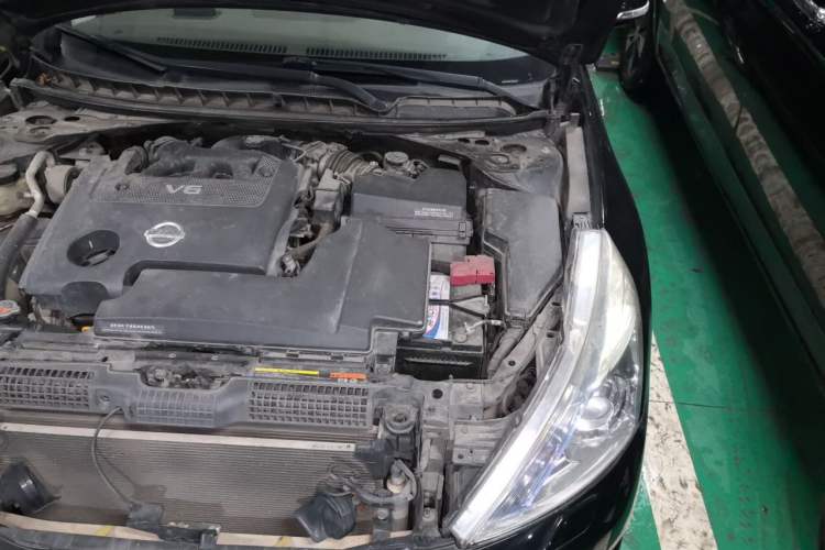 Used Nissan Teana 2011 2.5L XL Glory Edition Engine Bay Left