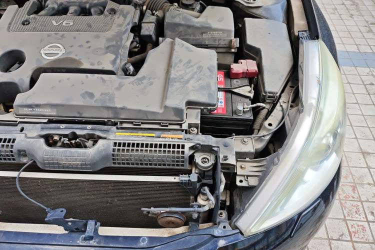 Used Nissan Teana 2011 2.5L XL Glory Edition Engine Bay Left
